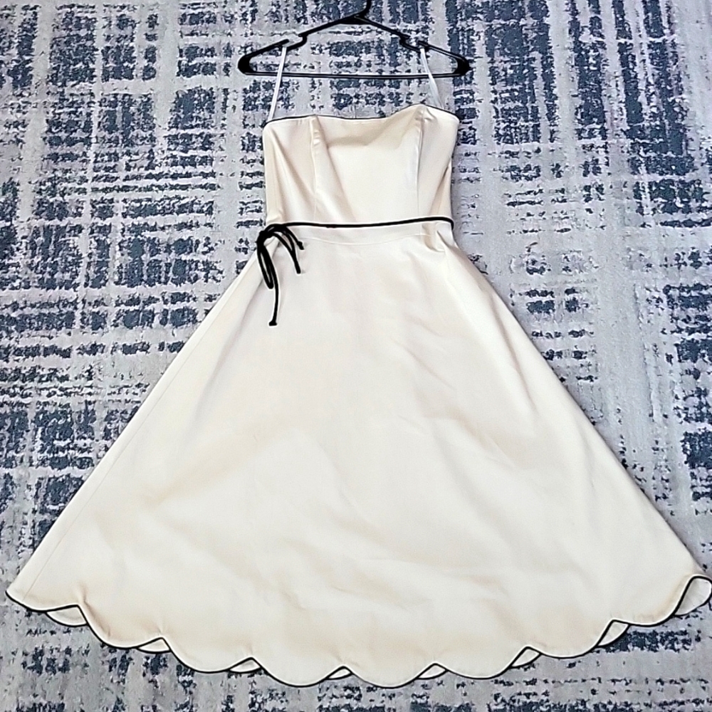 White House Black Market Ivory and Black Trim Dress